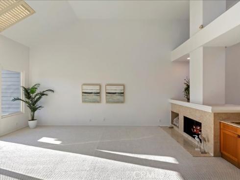 7 Northampton 104 Court, Newport Beach, CA