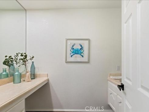 7 Northampton 104 Court, Newport Beach, CA