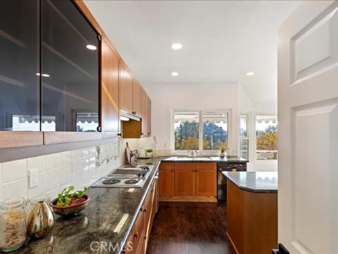 7 Northampton 104 Court, Newport Beach, CA