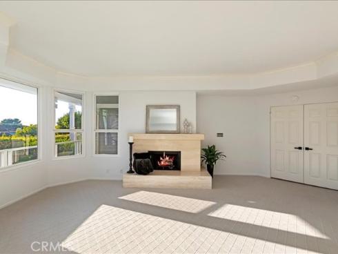 7 Northampton 104 Court, Newport Beach, CA