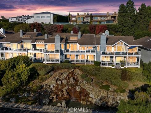 7 Northampton 104 Court, Newport Beach, CA