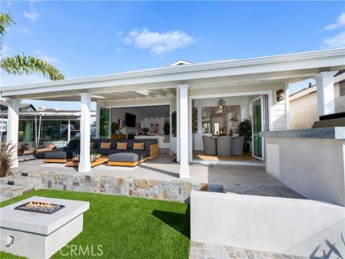 56 Balboa Coves , Newport Beach, CA
