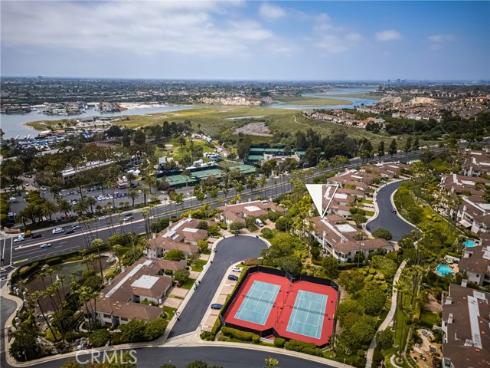 27 Seabrook 73 , Newport Beach, CA