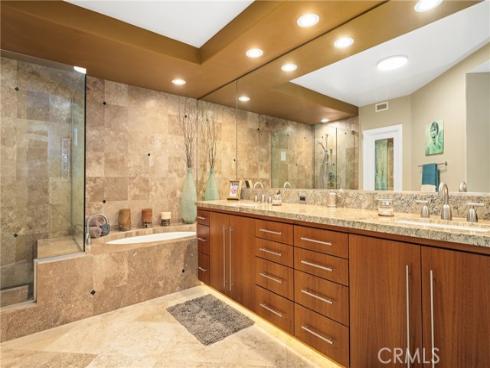 27 Seabrook 73 , Newport Beach, CA