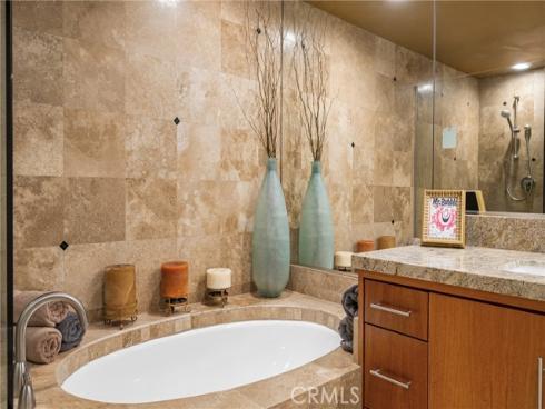 27 Seabrook 73 , Newport Beach, CA