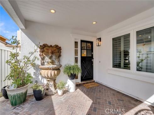 331 Walnut Street, Newport Beach, CA