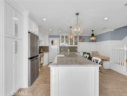 331 Walnut Street, Newport Beach, CA