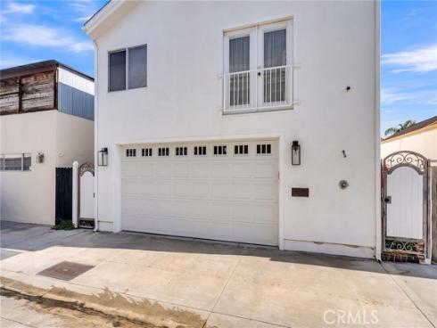 331 Walnut Street, Newport Beach, CA