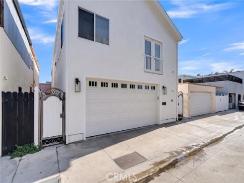 331 Walnut Street, Newport Beach, CA