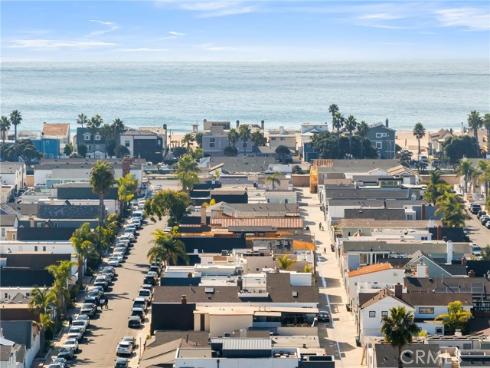 331 Walnut Street, Newport Beach, CA