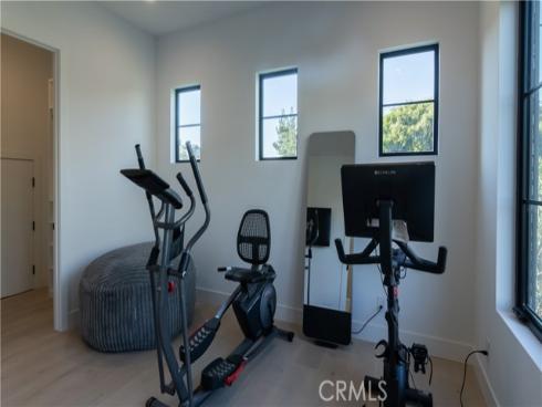 600 Powell Place , Newport Beach, CA