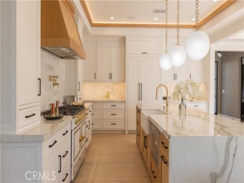 600 Powell Place , Newport Beach, CA