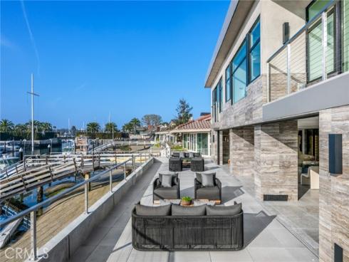 433 Harbor Island Drive, Newport Beach, CA