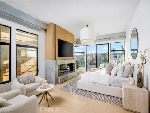 433 Harbor Island Drive, Newport Beach, CA