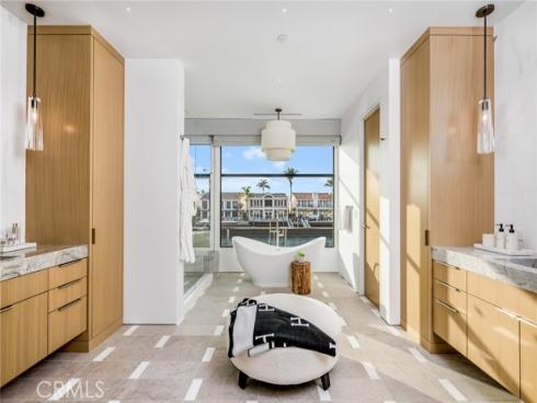 433 Harbor Island Drive, Newport Beach, CA