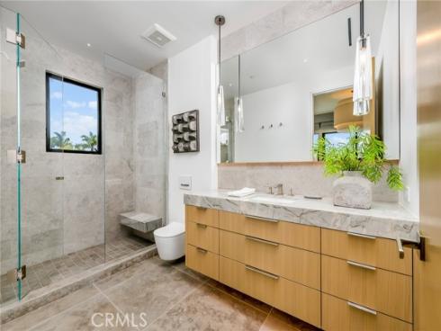 433 Harbor Island Drive, Newport Beach, CA