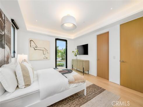 433 Harbor Island Drive, Newport Beach, CA