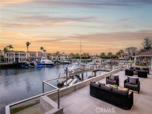 433 Harbor Island Drive, Newport Beach, CA