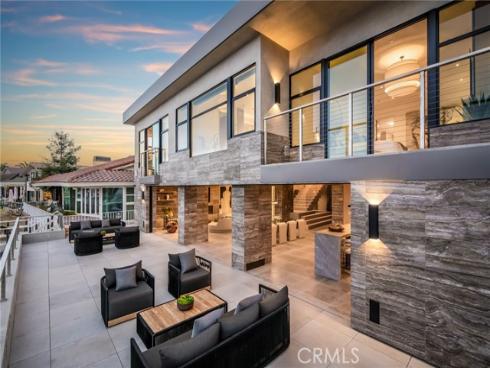 433 Harbor Island Drive, Newport Beach, CA