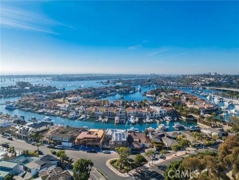 433 Harbor Island Drive, Newport Beach, CA