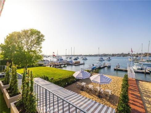 1411 E Bay Avenue, Newport Beach, CA