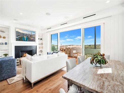 114  Oceanfront  , Newport Beach, CA