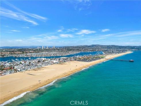 114  Oceanfront  , Newport Beach, CA