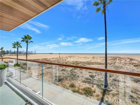 114  Oceanfront  , Newport Beach, CA