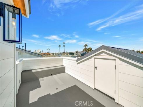 114  Oceanfront  , Newport Beach, CA