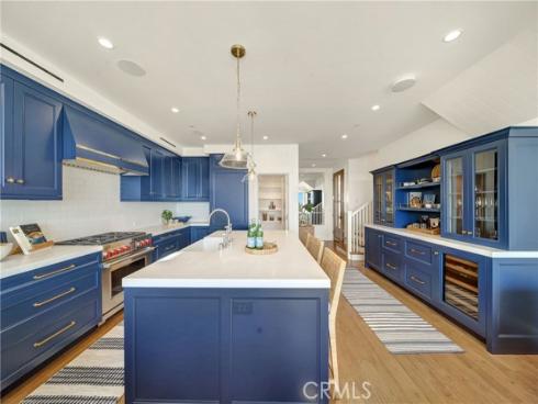 114  Oceanfront  , Newport Beach, CA