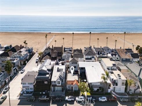 1113 W Balboa Boulevard, Newport Beach, CA