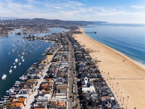 1113 W Balboa Boulevard, Newport Beach, CA