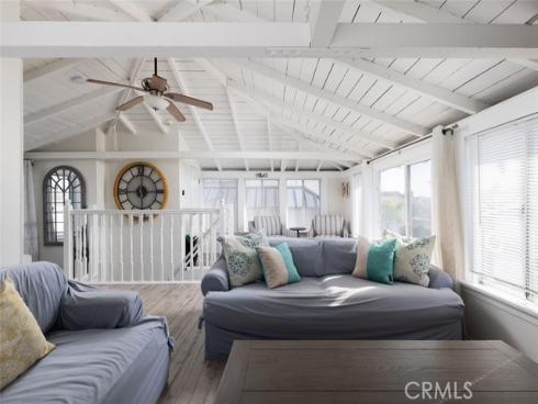 1113 W Balboa Boulevard, Newport Beach, CA