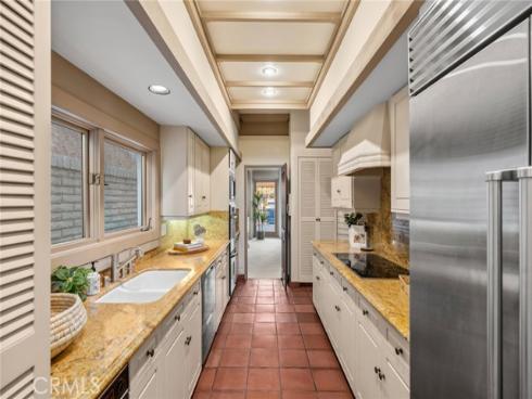 47 Linda Isle , Newport Beach, CA