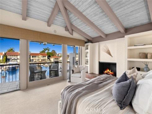 47 Linda Isle , Newport Beach, CA