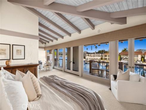 47 Linda Isle , Newport Beach, CA