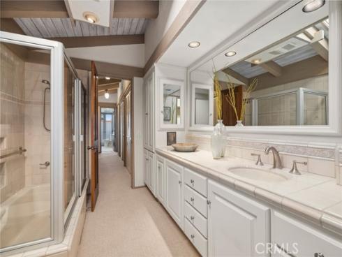 47 Linda Isle , Newport Beach, CA