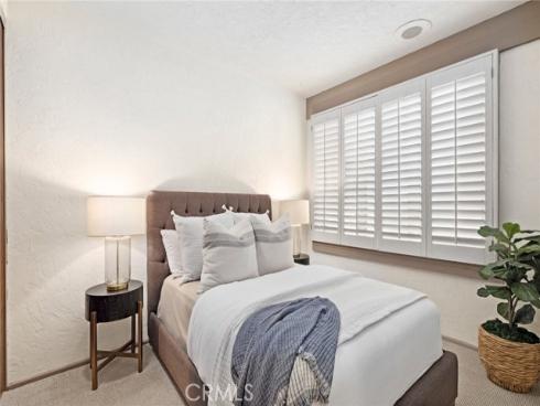 47 Linda Isle , Newport Beach, CA