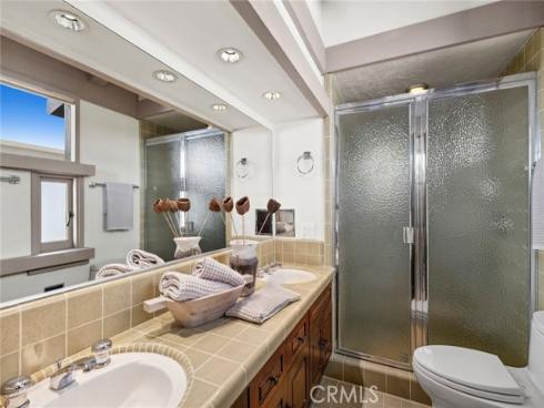 47 Linda Isle , Newport Beach, CA