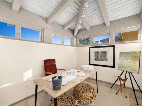 47 Linda Isle , Newport Beach, CA