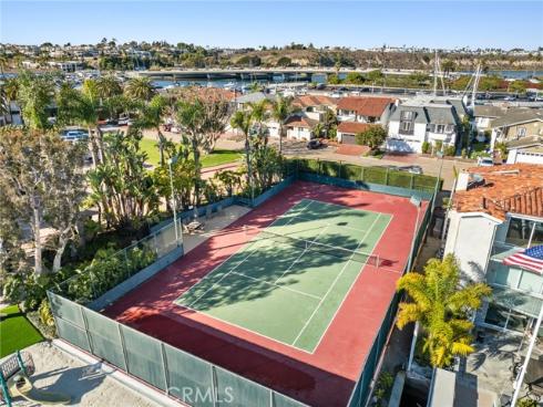 47 Linda Isle , Newport Beach, CA