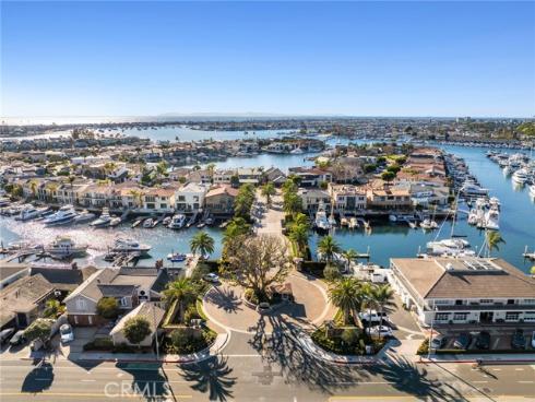 47  Linda Isle  , Newport Beach, CA