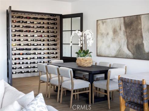 702 Saint James Place, Newport Beach, CA