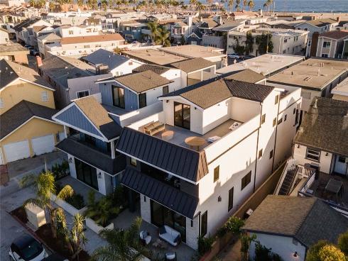 315 E Bay Avenue, Newport Beach, CA