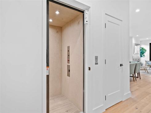 315 E Bay   Avenue, Newport Beach, CA