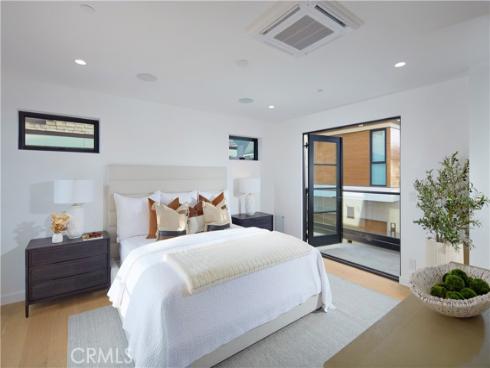 106 33rd Street, Newport Beach, CA