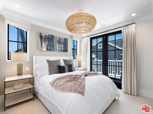 3803 Marcus Avenue, Newport Beach, CA