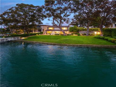 21 Harbor Island, Newport Beach, CA