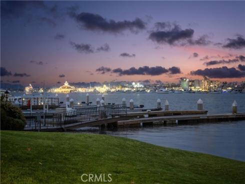 21 Harbor Island, Newport Beach, CA