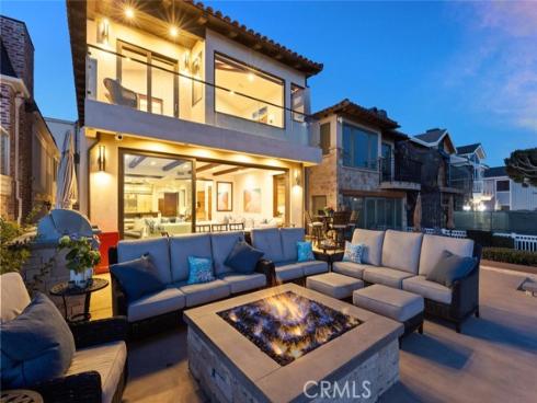 310 E Oceanfront , Newport Beach, CA